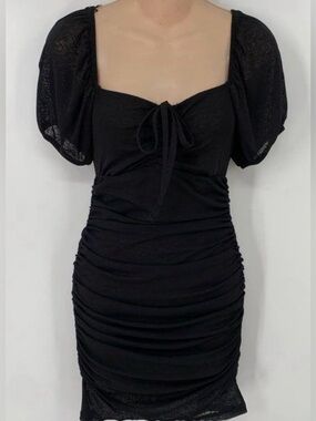 NWT Topshop Ruched Off The Shoulder Puss Sleeve Mini Dress.  SIZE 6